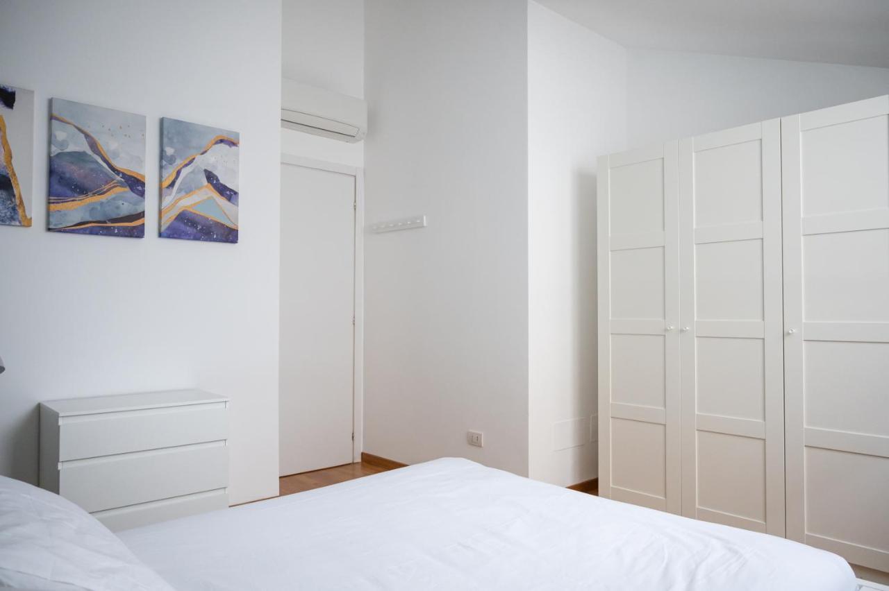 Appartamento Trilocale Zona Farini/Isola Milano Esterno foto